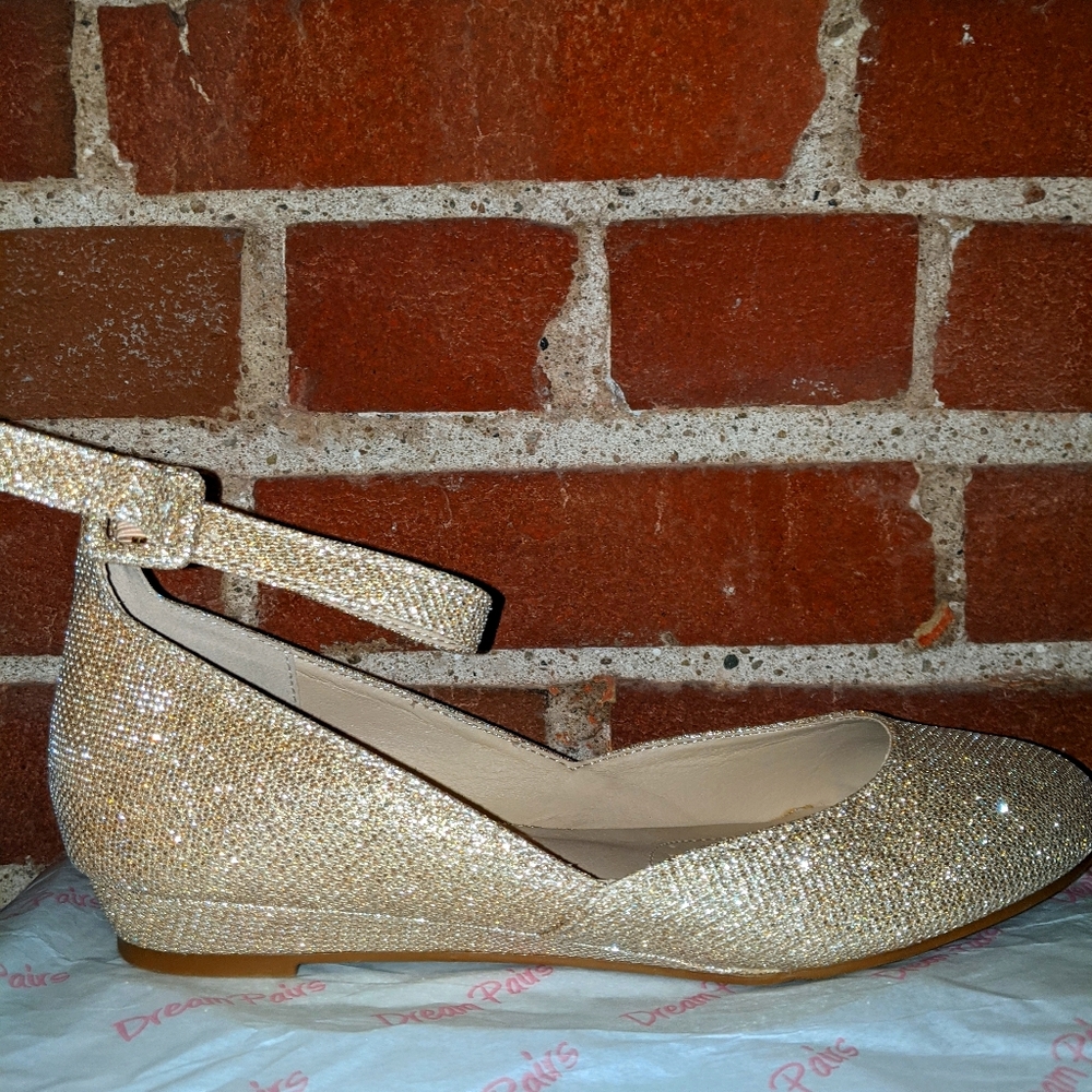 Sparkly gold glitter flats
